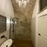 La Casa Medievale E 4*