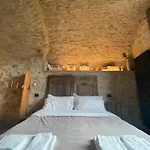 La Casa Medievale E Konukevi Pontremoli