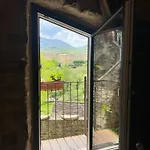 La Casa Medievale E Pontremoli