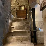 La Casa Medievale E Pontremoli