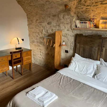 Konukevi La Casa Medievale E Pontremoli