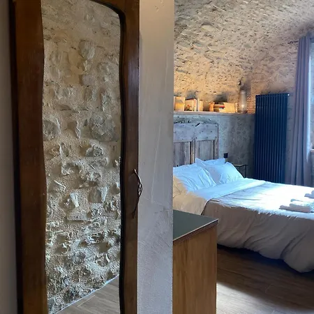 La Casa Medievale E 4*