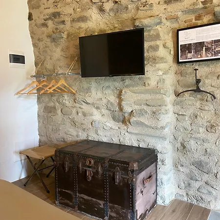 La Casa Medievale E Guest house *
