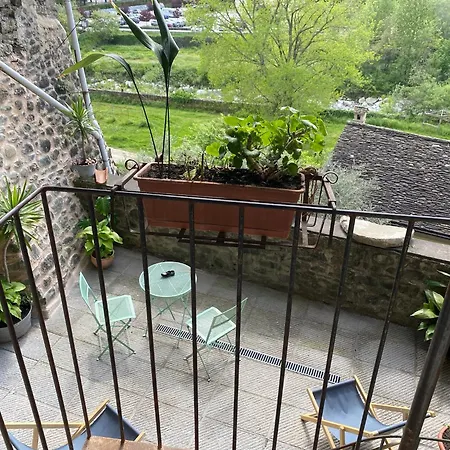 La Casa Medievale E Konukevi Pontremoli