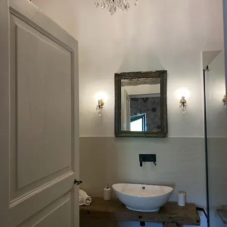 La Casa Medievale E Guest house