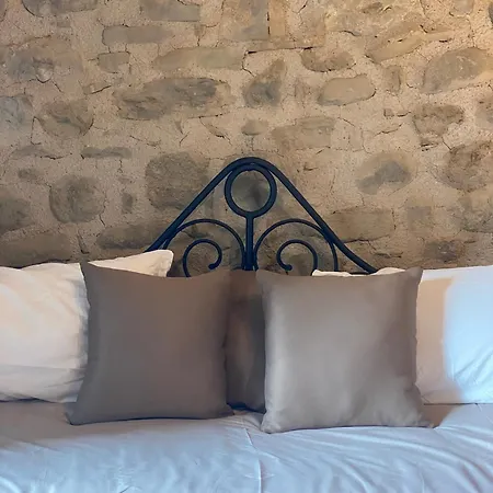La Casa Medievale E Pontremoli