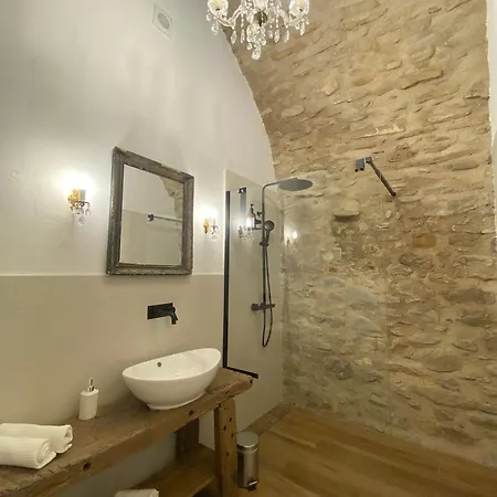 La Casa Medievale E