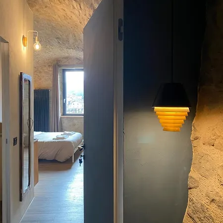La Casa Medievale E Guest house *