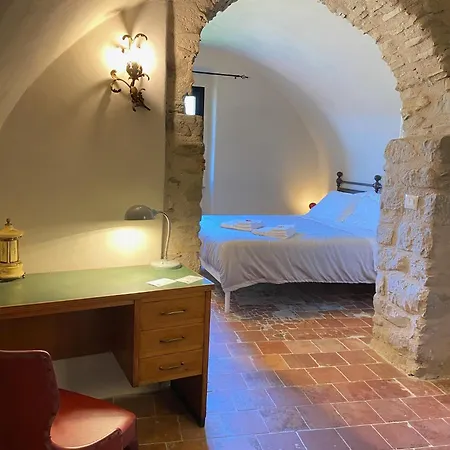 La Casa Medievale E Guest house *