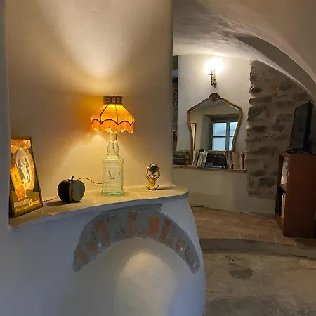 La Casa Medievale E * Pontremoli