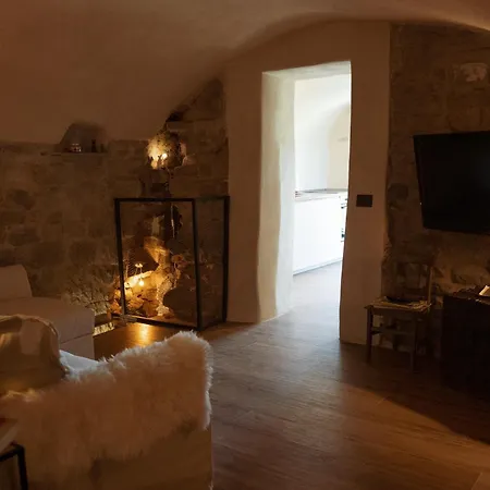 La Casa Medievale E Guest house